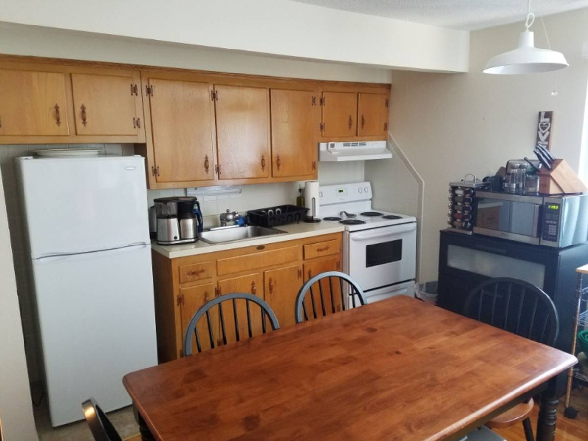 Apartment for rent at 550 Whitney Ave #15, New Haven, CT 06511