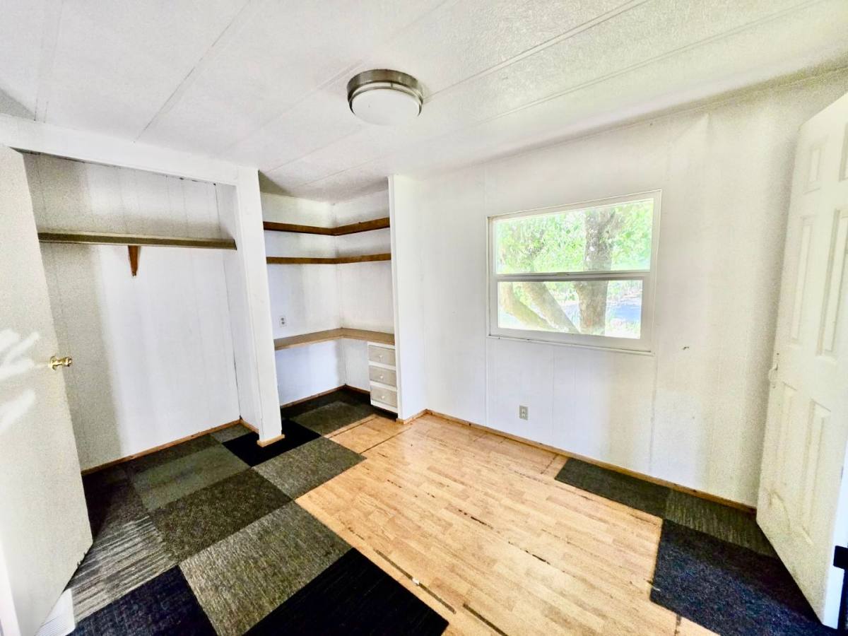 House for rent at 189 E C Ave, Drain, OR 97435