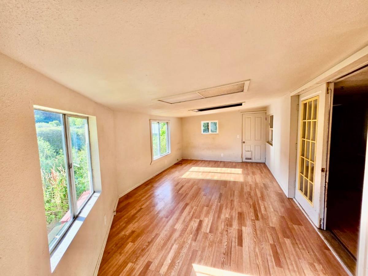 House for rent at 189 E C Ave, Drain, OR 97435