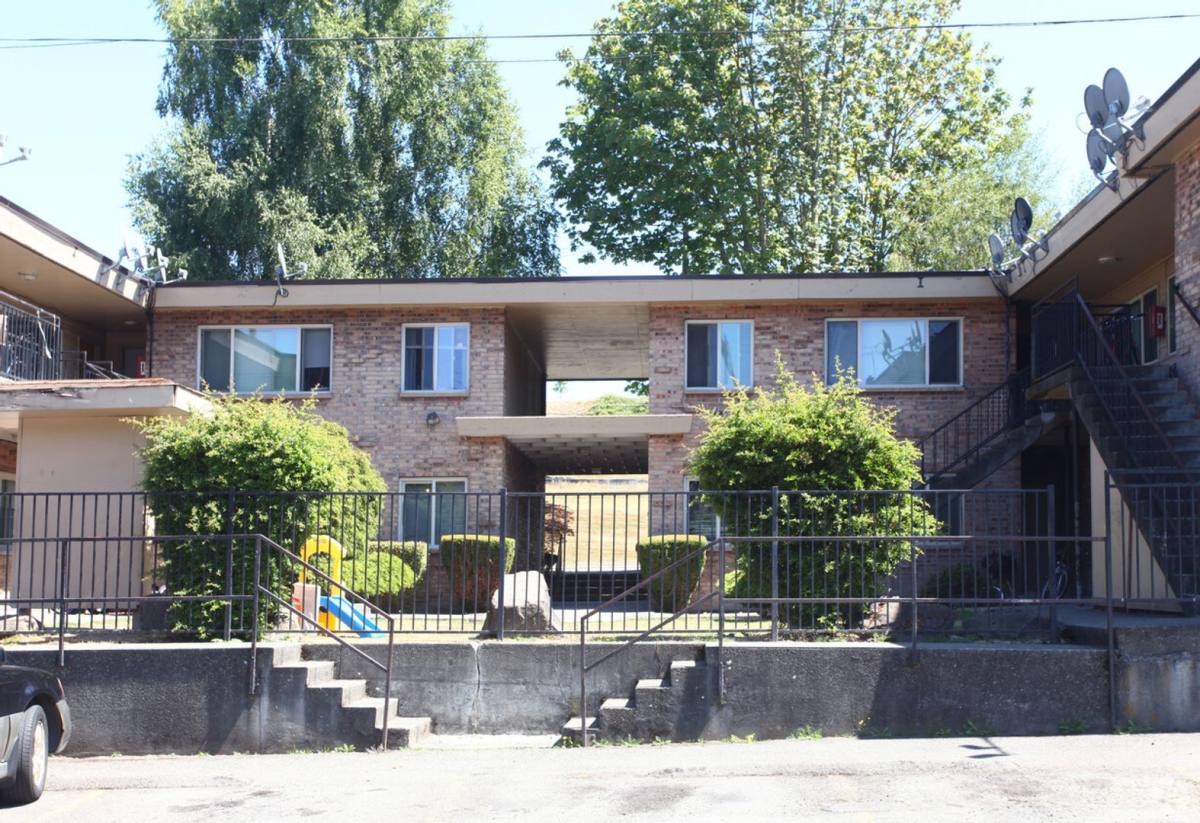 Apartment for rent at 3921 15th Ave S, Seattle, WA 98108