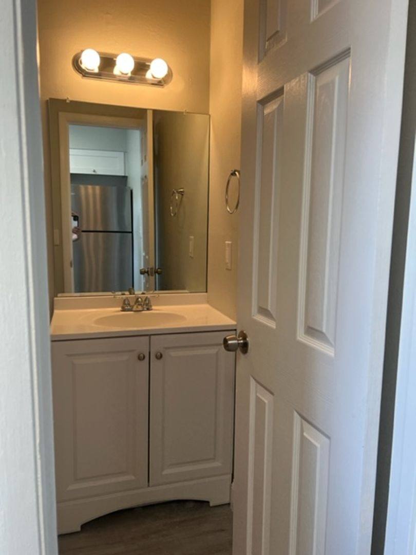 Apartment for rent at 125 S Salisbury Ave, Deland, FL 32720