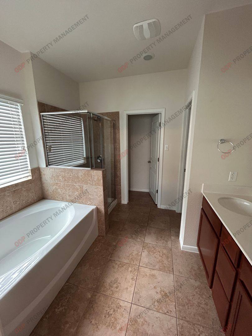 House for rent at 516 Cross Dr, Temple, TX 76502