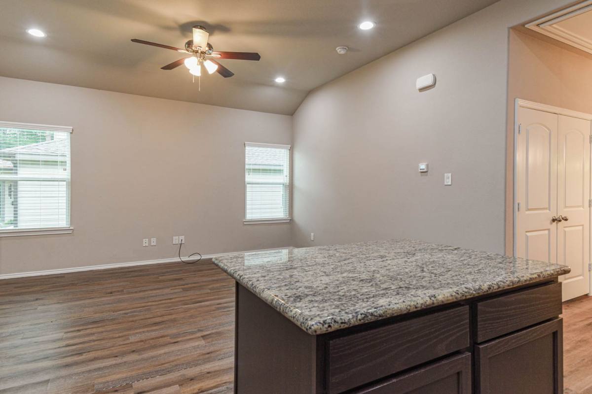 House for rent at 15627 Sycamore Dr, Montgomery, TX 77356