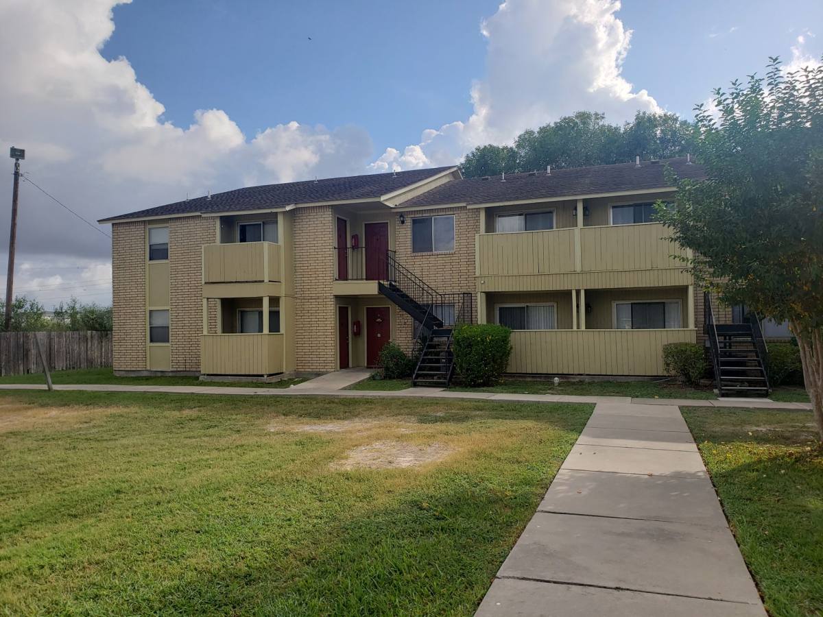 Apartment for rent at 2828 E Grimes, Harlingen, TX 78550