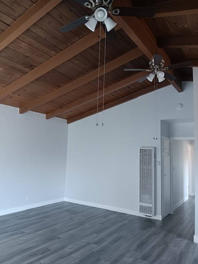 Apartment for rent at 6346 Middleton Ave, Huntington Park, CA 90255