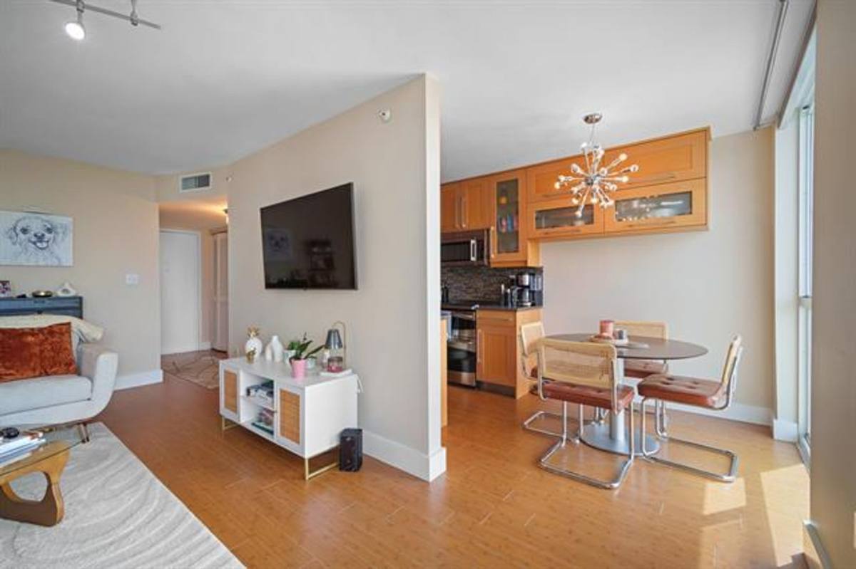 Apartment for rent at 1688 W Ave, Miami Beach, FL 33139