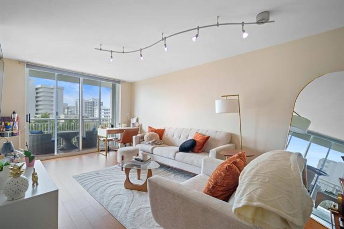 Apartment for rent at 1688 W Ave, Miami Beach, FL 33139