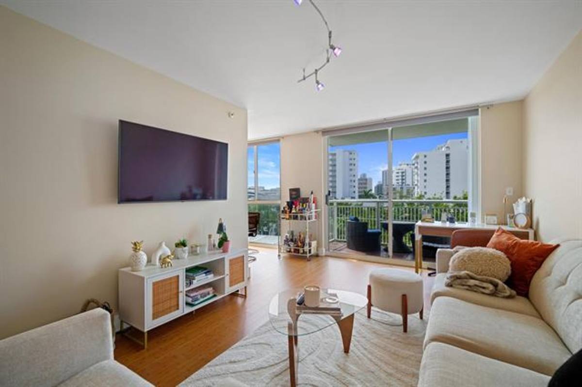 Apartment for rent at 1688 W Ave, Miami Beach, FL 33139