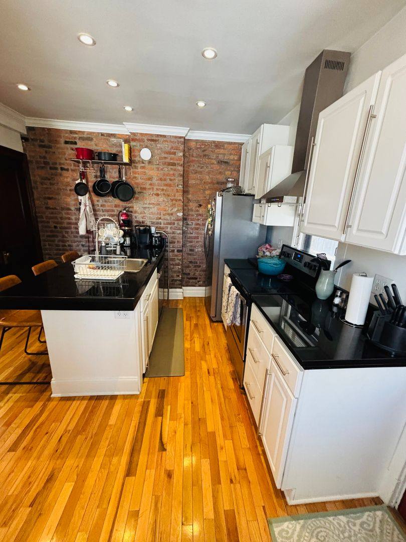 Apartment for rent at 187 Sycamore, Columbus, OH 43206