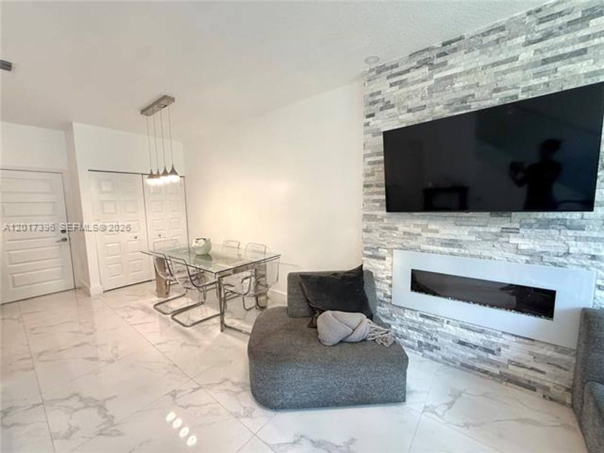 Townhouse for rent at 4680 NW 83rd Path, Miami, FL 33166