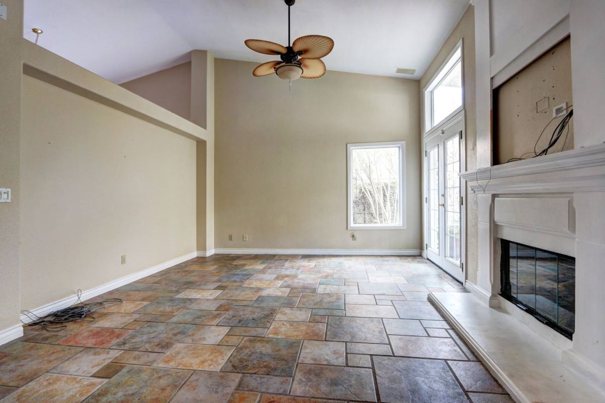 House for rent at 2108 Crestpoint Way, Las Vegas, NV 89134