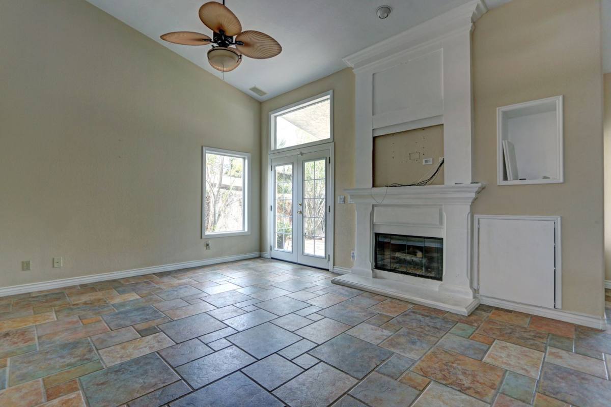 House for rent at 2108 Crestpoint Way, Las Vegas, NV 89134