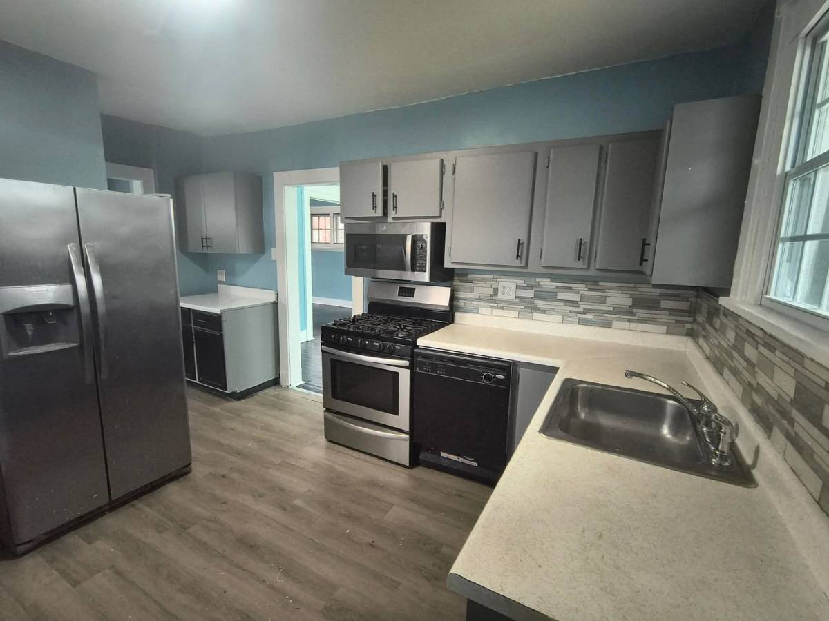 House for rent at 800 Richford St, Duquesne, PA 15110