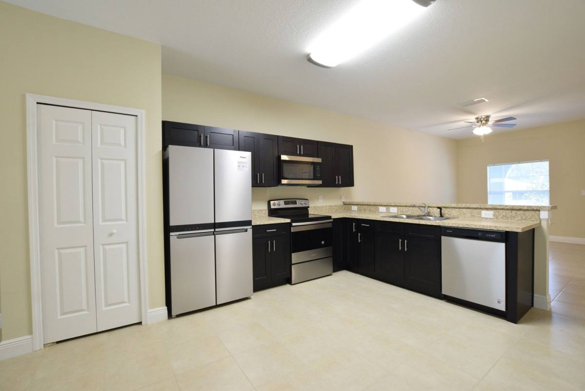 House for rent at 517-B Blackbird Lane, Kissimmee, FL 34759