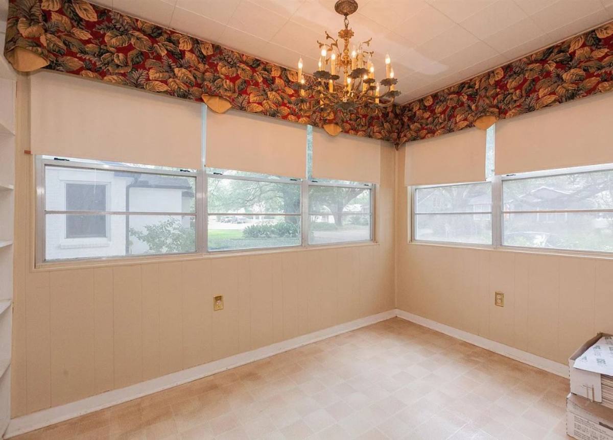 House for rent at 422 Glenmore Ave, Baton Rouge, LA 70806