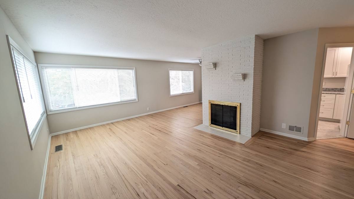 Apartment for rent at 326-334 SW Hamilton St, Portland, OR 97239