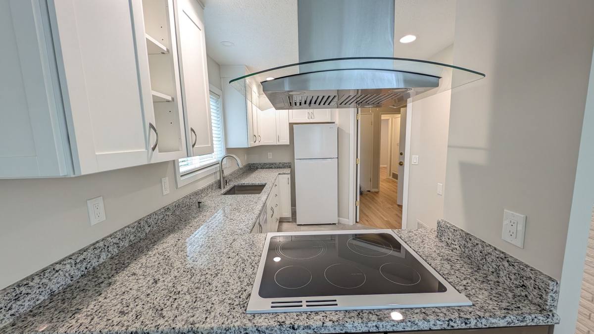 Apartment for rent at 326-334 SW Hamilton St, Portland, OR 97239
