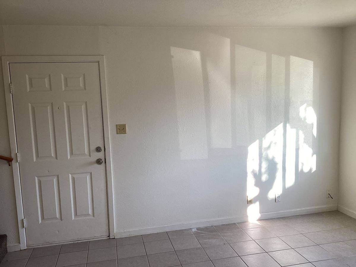 Apartment for rent at 1535 S Ave, Gustine, CA 95322