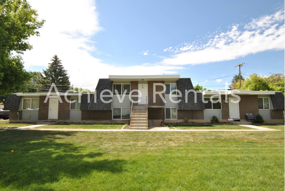 Apartment for rent at 941 N 350 E, Logan, UT 84321
