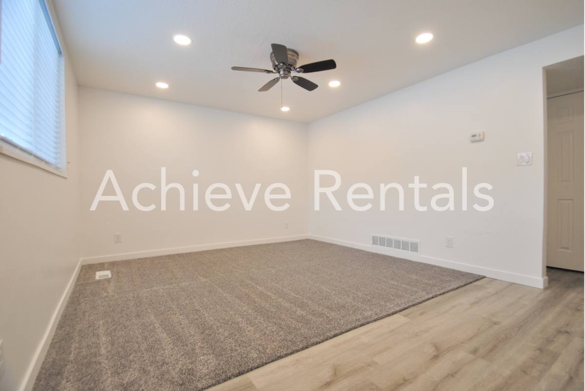 Apartment for rent at 941 N 350 E, Logan, UT 84321