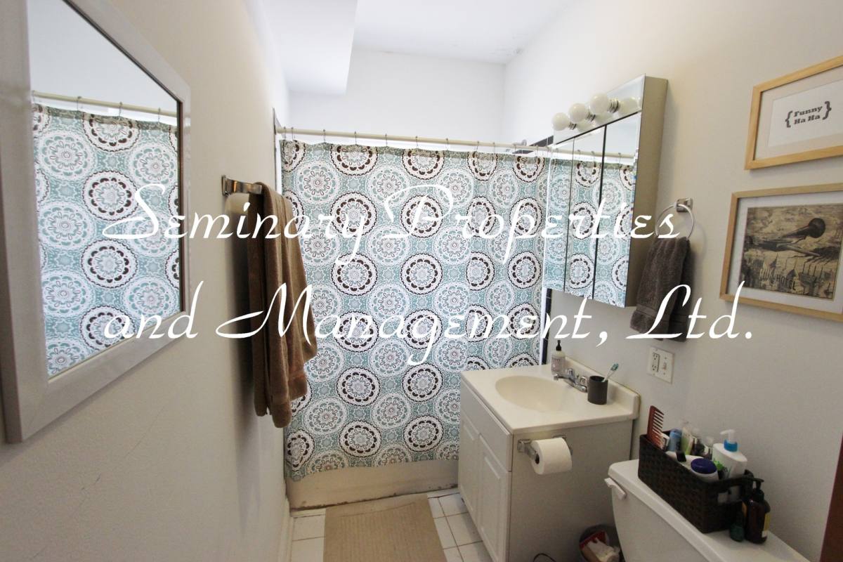 Apartment for rent at 1634-36 W Montrose, Chicago, IL 60640