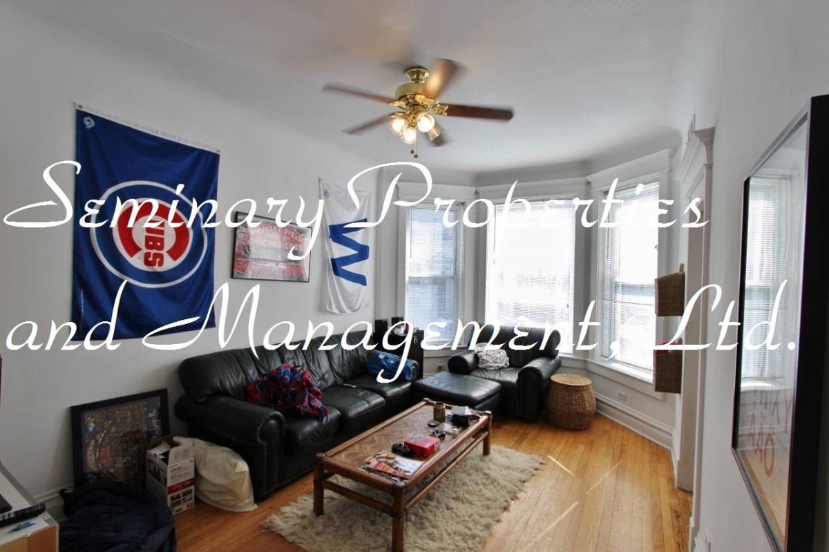 Apartment for rent at 920-22 W Addison, Chicago, IL 60613