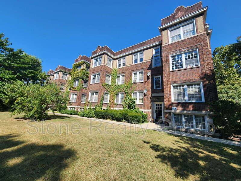 Apartment for rent at 525 S 6th St, Terre Haute, IN 47807