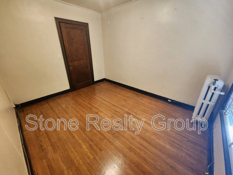 Apartment for rent at 525 S 6th St, Terre Haute, IN 47807