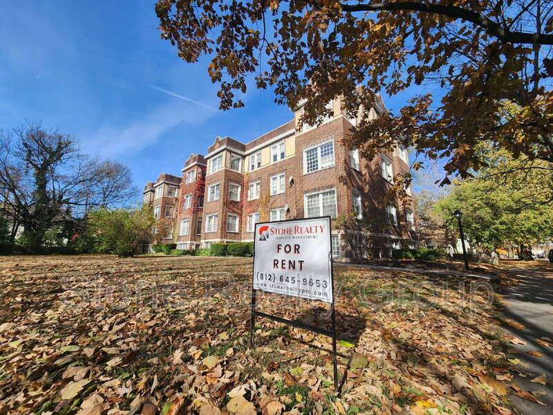 Apartment for rent at 525 S 6th St, Terre Haute, IN 47807