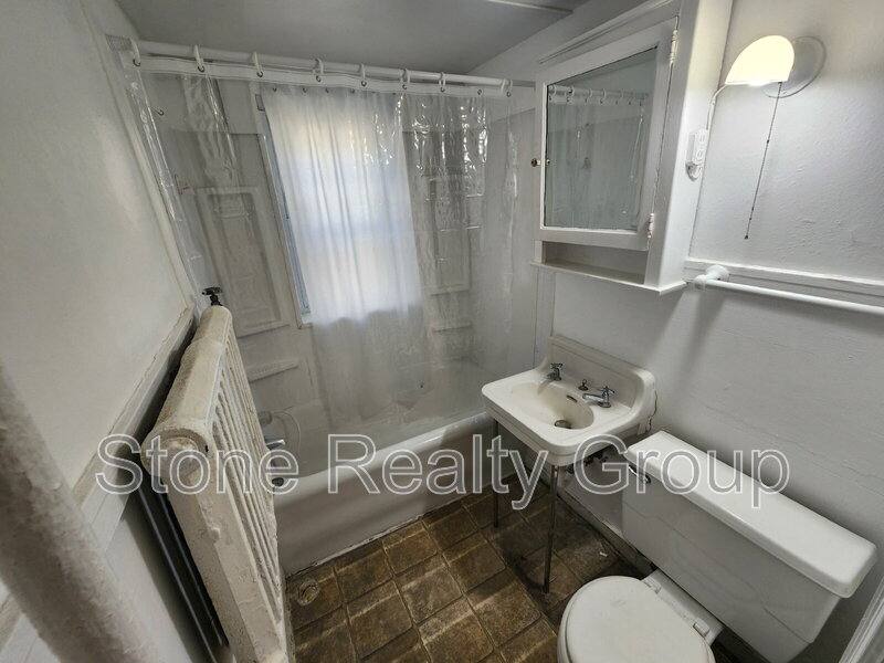 Apartment for rent at 525 S 6th St, Terre Haute, IN 47807