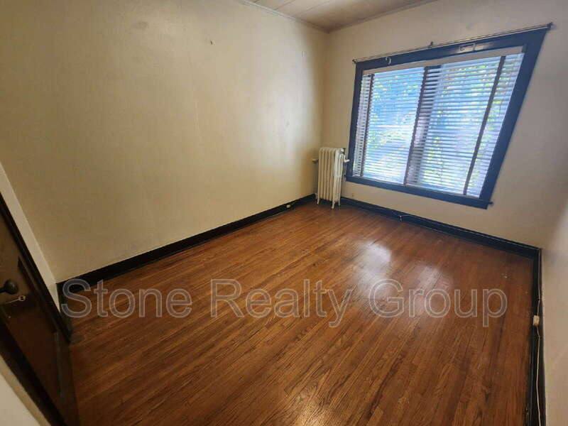 Apartment for rent at 525 S 6th St, Terre Haute, IN 47807