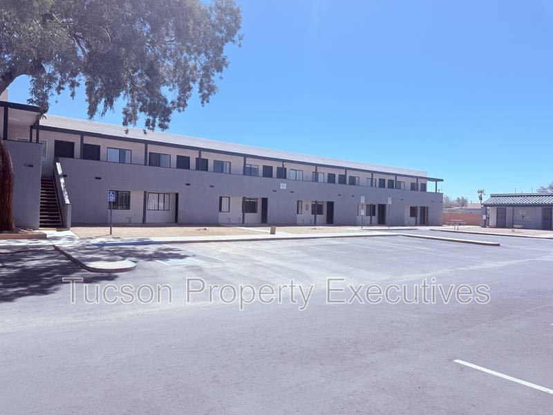 Apartment for rent at 219 W Fort Lowell Rd #109, Tucson, AZ 85705