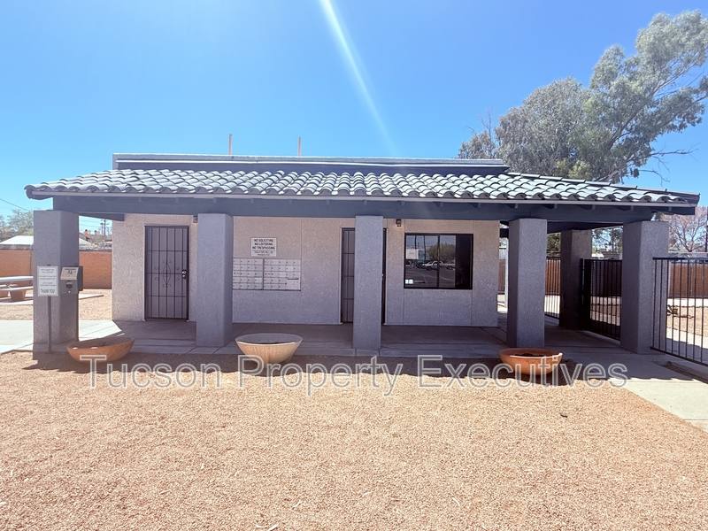 Apartment for rent at 219 W Fort Lowell Rd #109, Tucson, AZ 85705
