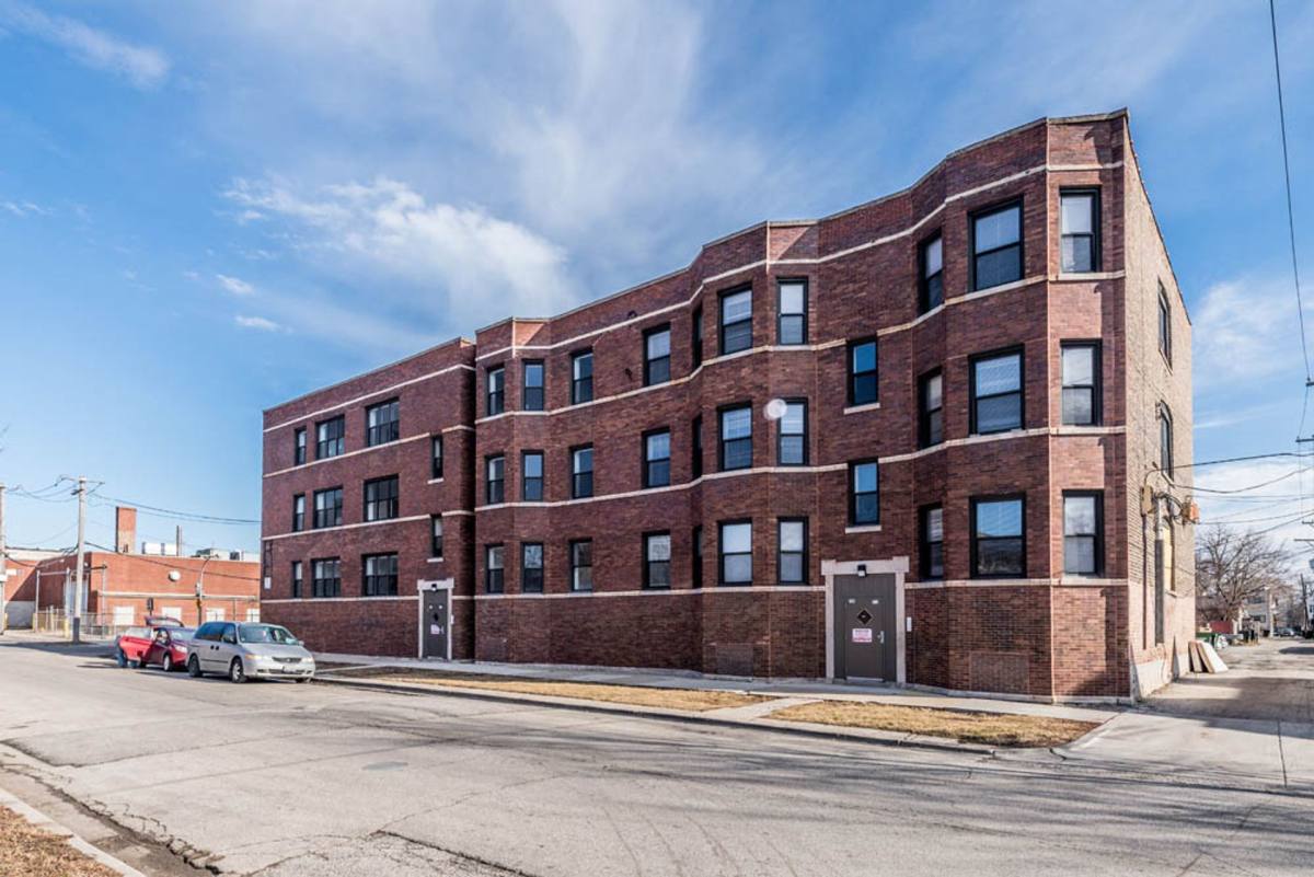 Apartment for rent at 705 S Lawndale Ave, Chicago, IL 60624