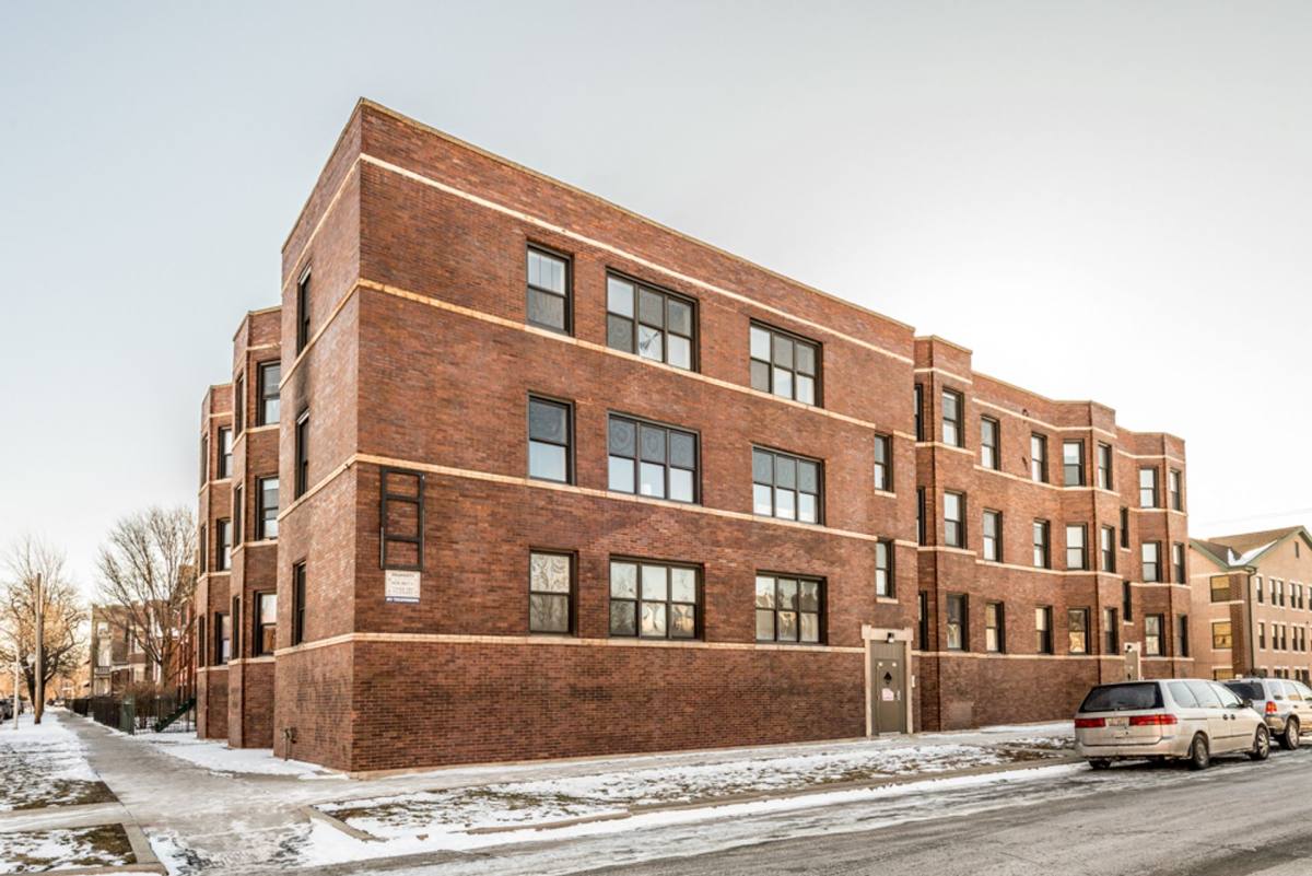 Apartment for rent at 705 S Lawndale Ave, Chicago, IL 60624