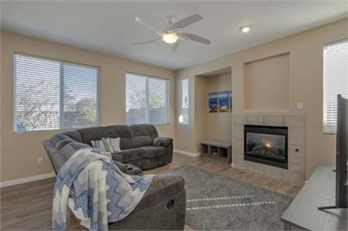 House for rent at 2124 Caravaggio Dr, Davis, CA 95618