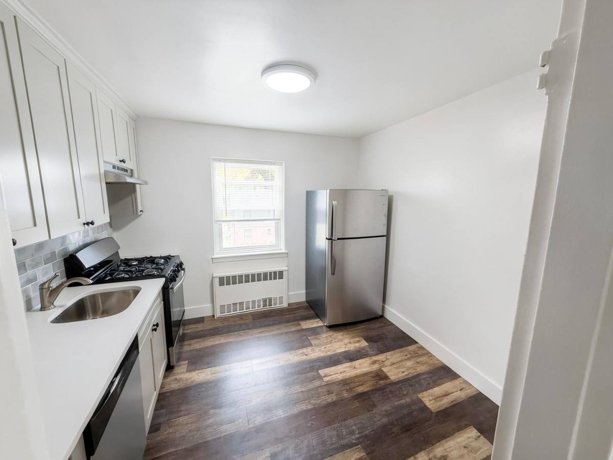 Apartment for rent at 83-144 Fairmont Ave, Kingston, NY 12401