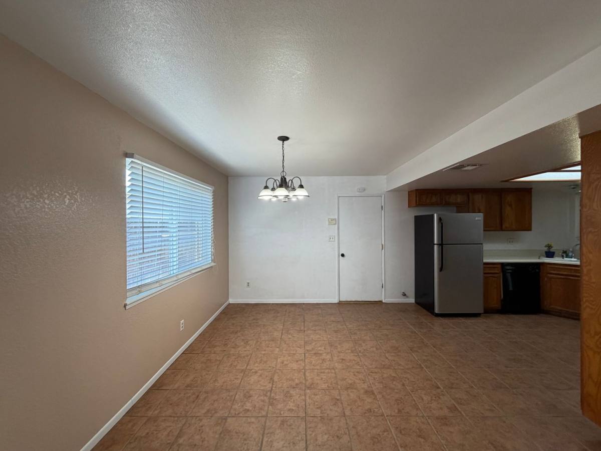 House for rent at 4309 Rosewall St, Bakersfield, CA 93313