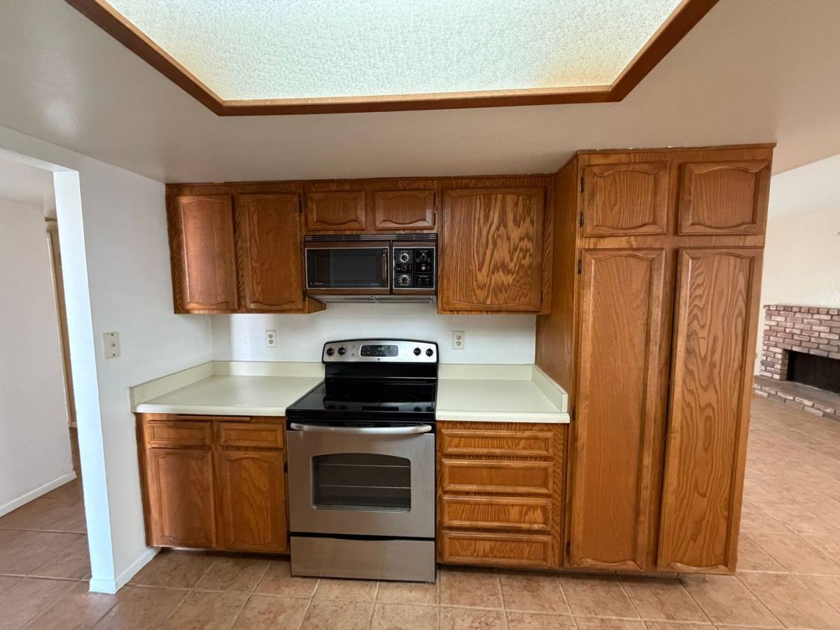 House for rent at 4309 Rosewall St, Bakersfield, CA 93313
