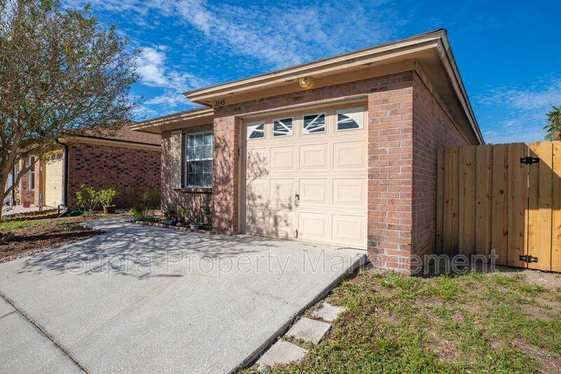 House for rent at 2548 Americas Cup Circle E, Atlantic Beach, FL 32233