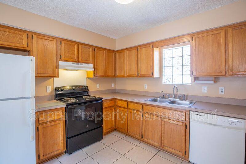 House for rent at 2548 Americas Cup Circle E, Atlantic Beach, FL 32233