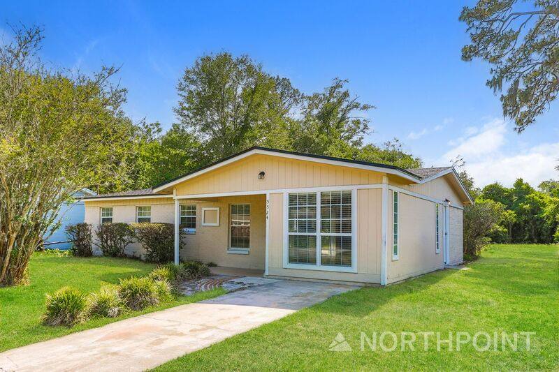 House for rent at 5524 Enchanted Dr, Jacksonville, FL 32244