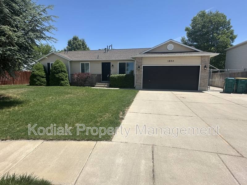 House for rent at 1802 S 200 W, Clearfield, UT 84015