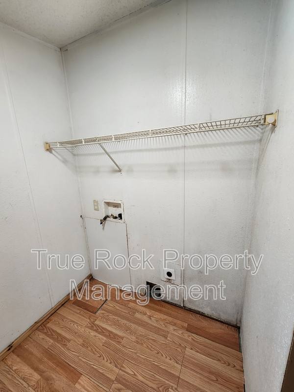 House for rent at 309 1 2 S Carey, Asher, OK 74826