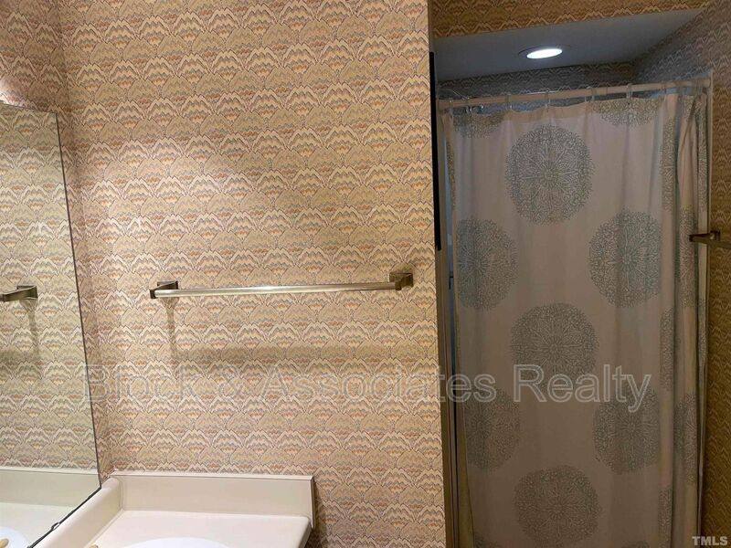 Townhouse for rent at 300 W Woodcroft Parkway #33D, Durham, NC 27713