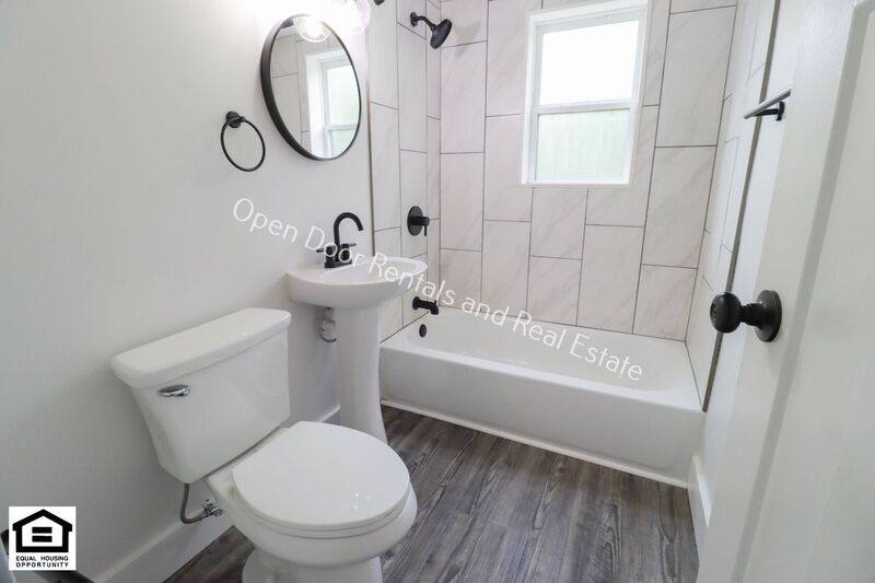 Apartment for rent at 1823 Griswold Dr #B11, Fort Wayne, IN 46805