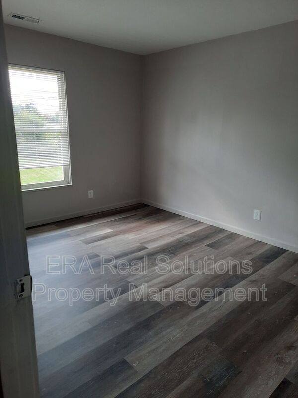 Apartment for rent at 2001 Heritage Dr #5, Washington Court House, OH 43160