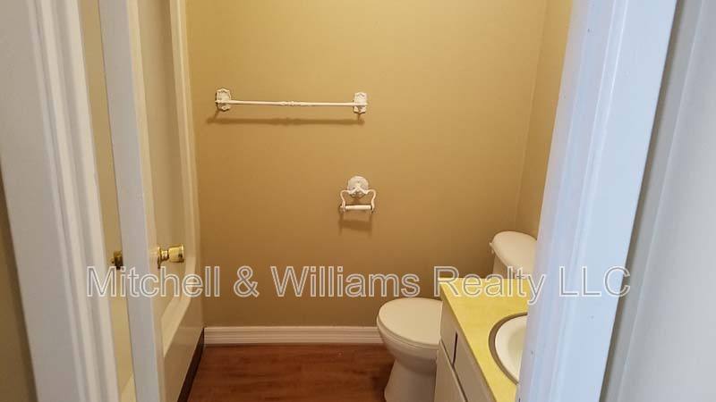 Apartment for rent at 1135 Caliente Dr #2, Jacksonville, FL 32211