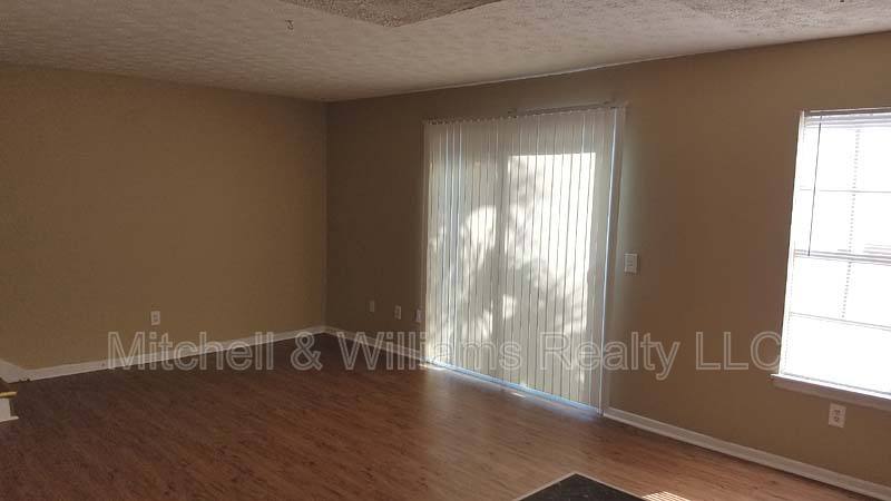Apartment for rent at 1135 Caliente Dr #2, Jacksonville, FL 32211