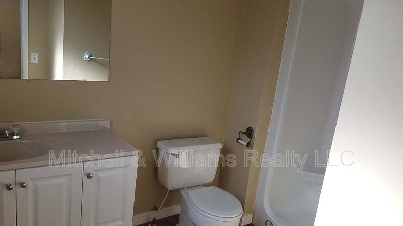 Apartment for rent at 1135 Caliente Dr #2, Jacksonville, FL 32211